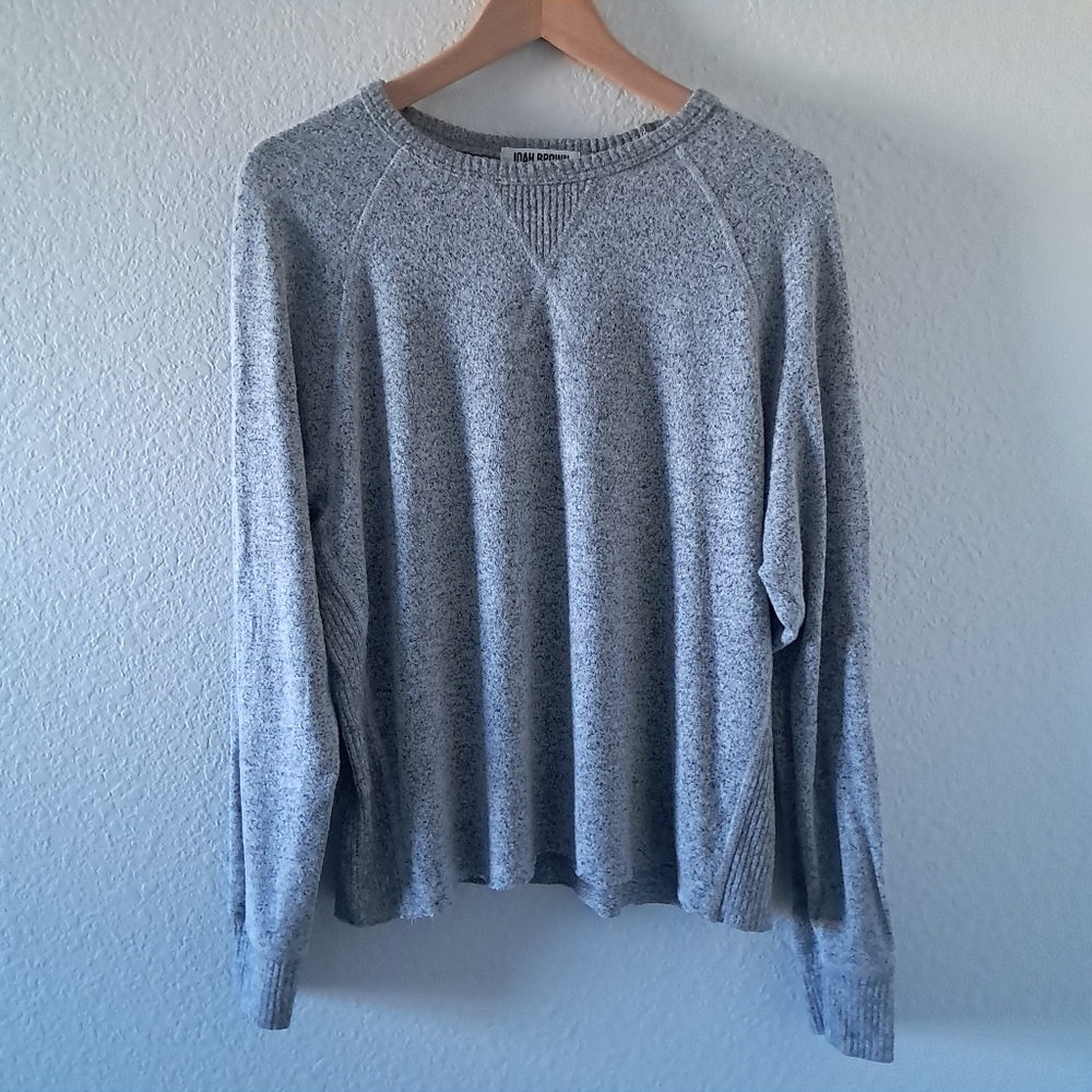Joah Brown Long Sleeve Marled Knit Top
